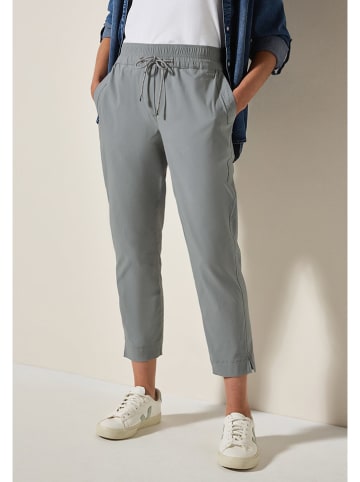 Cecil Hose in Grau