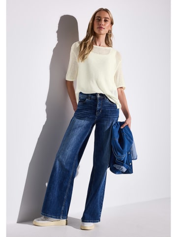 Street One Sweter w kolorze kremowym