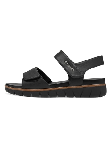 s.Oliver Sandalen in Schwarz