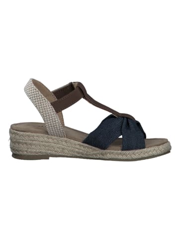 s.Oliver Sandały w kolorze granatowym na koturnie