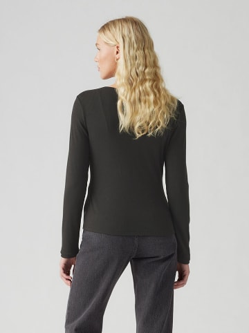 Levi´s Longsleeve in Schwarz