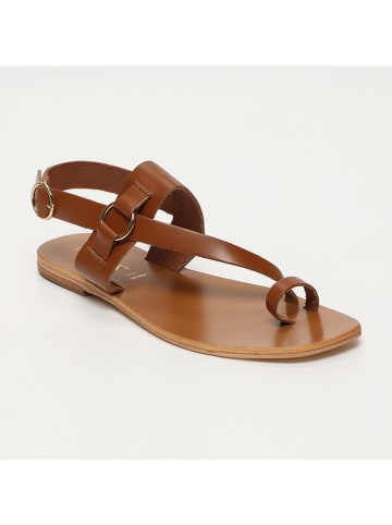 CALANK Leder-Zehensandalen in Hellbraun