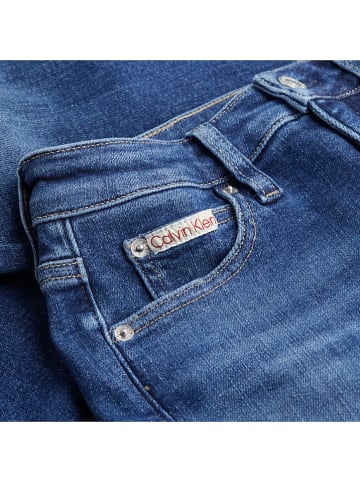 Calvin Klein Dżinsy - Flared fit - w kolorze niebieskim