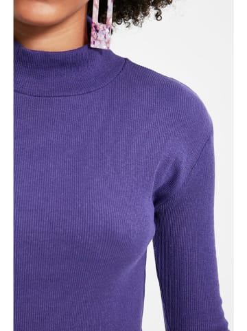 trendyol Longsleeve in Lila