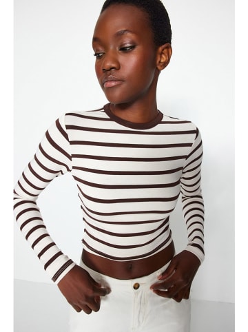 trendyol Longsleeve in Creme/ Dunkelbraun