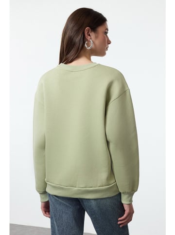 trendyol Sweatshirt in Grün