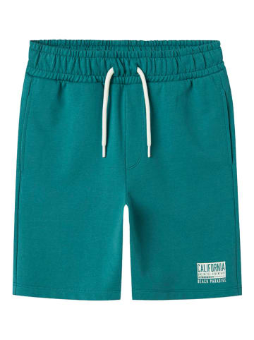 name it Sweatshorts "Henlo" in Grün