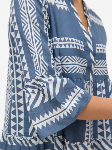 Vero Moda Sukienka w kolorze niebiesko-białym