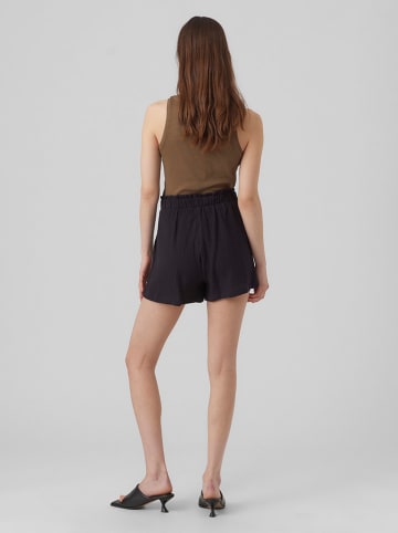 Vero Moda Szorty w kolorze czarnym