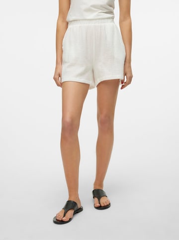 Vero Moda Szorty w kolorze białym