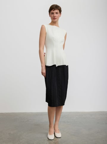BGN Kleid in Creme/ Schwarz