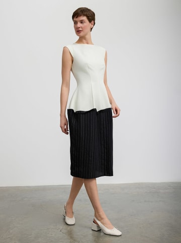 BGN Kleid in Creme/ Schwarz