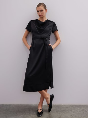BGN Kleid in Schwarz