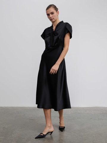 BGN Kleid in Schwarz