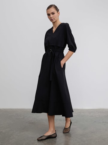BGN Kleid in Schwarz