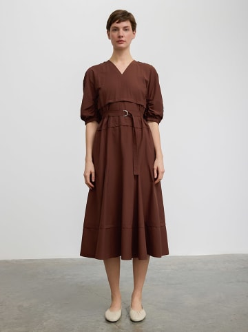 BGN Kleid in Dunkelbraun
