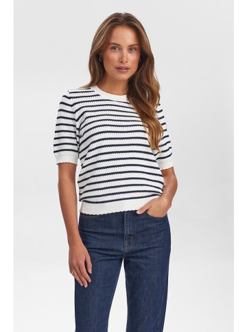 NÜMPH Strickshirt in Weiß/ Dunkelblau
