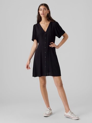 Vero Moda Sukienka w kolorze czarnym