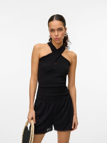 Vero Moda Shorts in Schwarz