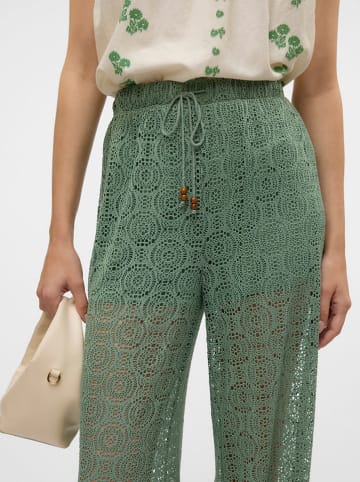 Vero Moda Spodnie w kolorze zielonym