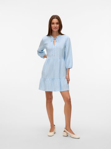 Vero Moda Sukienka w kolorze błękitnym