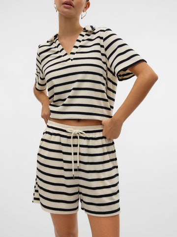 Vero Moda Shorts in Creme/ Schwarz