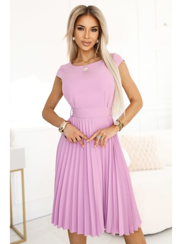 numoco Kleid in Rosa