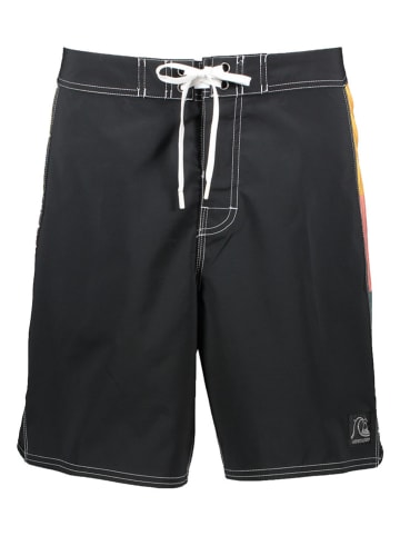 Quiksilver Badeshorts in Schwarz