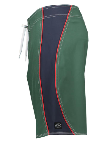 Quiksilver Badeshorts in Grün