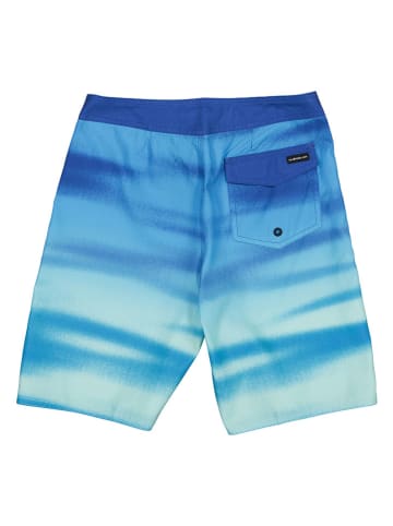 Quiksilver Badeshorts in Blau/ Hellblau