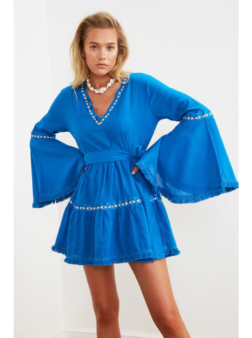 trendyol Kleid in Blau