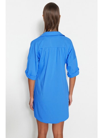 trendyol Kleid in Blau