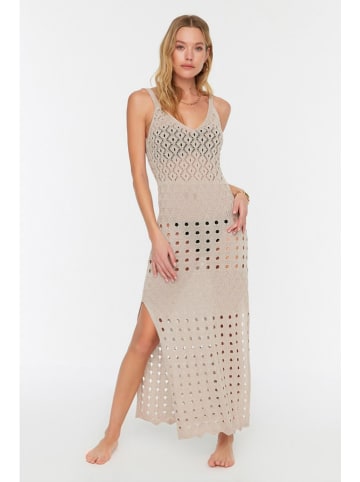 trendyol Strickkleid in Creme