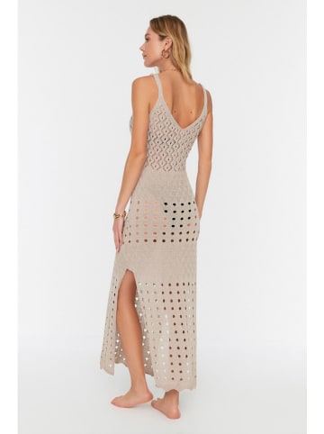 trendyol Strickkleid in Creme