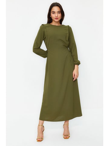 trendyol Kleid in Khaki