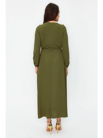 trendyol Kleid in Khaki