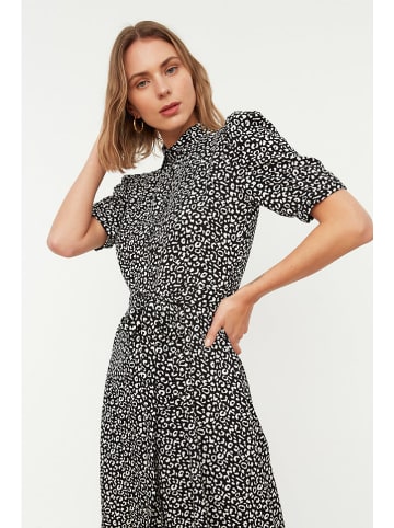 trendyol Jurk zwart/crème