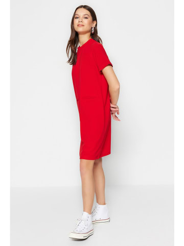 trendyol Kleid in Rot