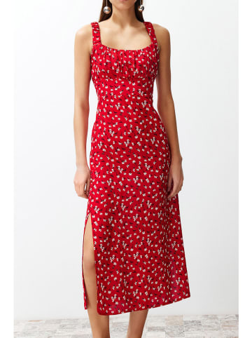 trendyol Kleid in Rot/ Weiß