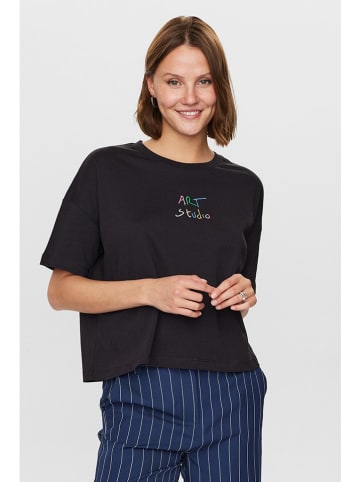 NÜMPH Shirt in Schwarz