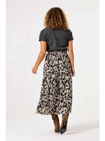 Garcia Rock in Creme/ Schwarz
