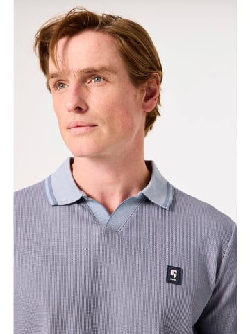 Garcia Koszulka polo w kolorze błękitnym