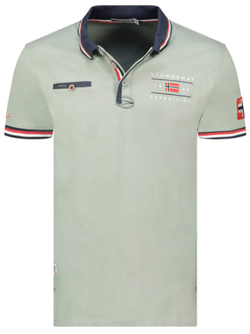 Geographical Norway Poloshirt "Konbustyble" in Grün