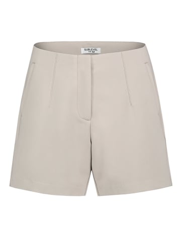 Sublevel Shorts in Creme