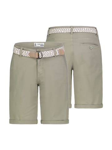 Sublevel Bermudas in Oliv