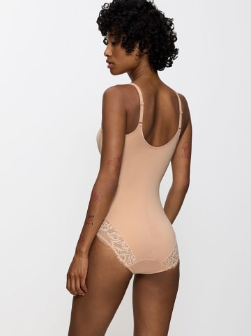 Triumph Body in Beige