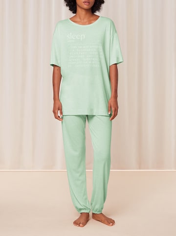 Triumph Pyjama in Hellgrün