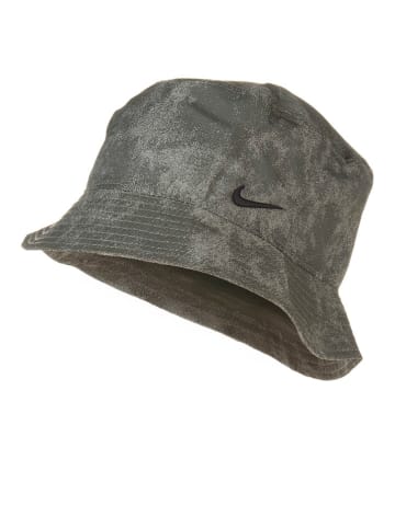 Nike Hut in Khaki