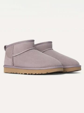 UGG Boots "Classic Ultra Mini" in Grau