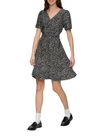 QS by s.Oliver Kleid in Schwarz